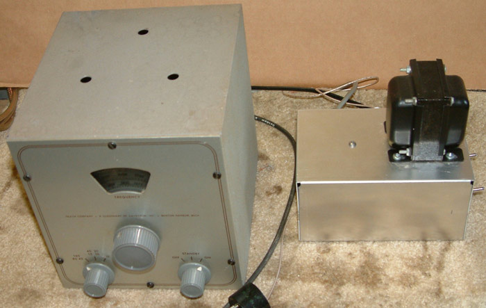 Heathkit VF-1 VFO and power supply.